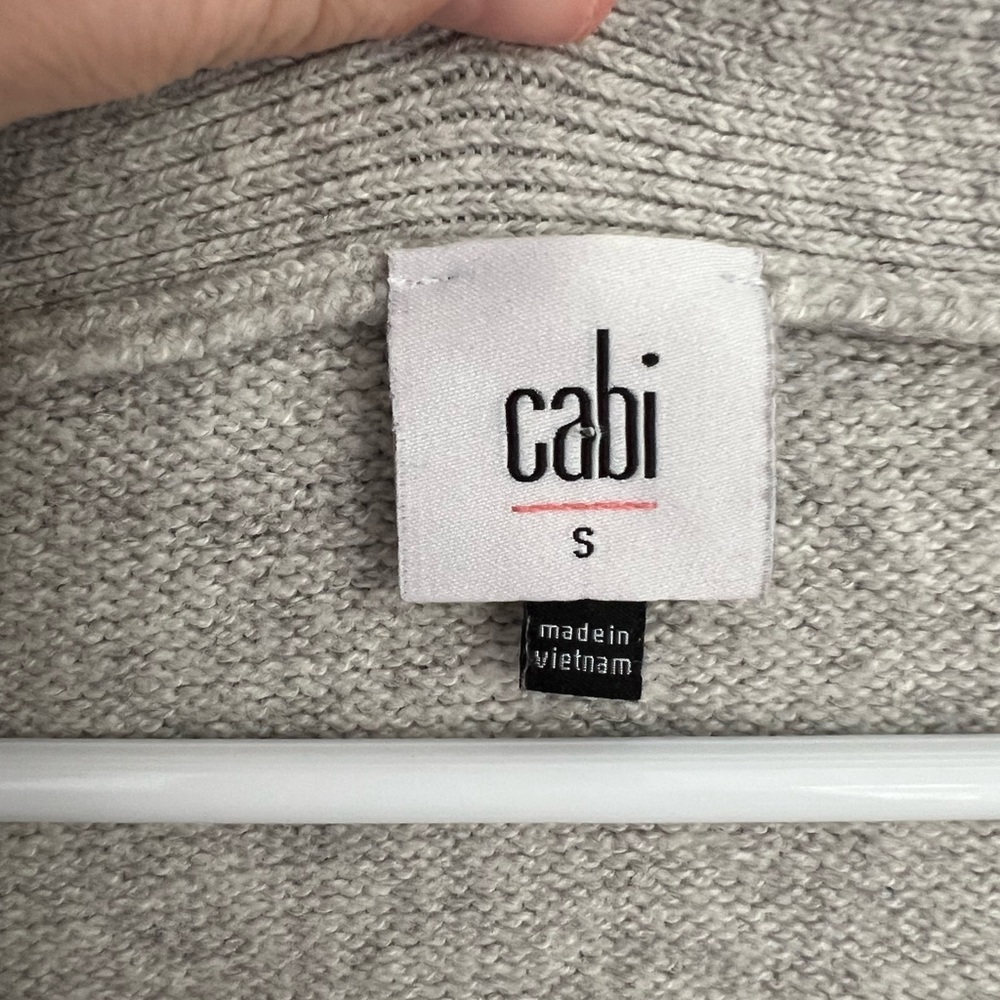 CABI Snug Cardigan Button Front V Neck Gray Women’s Size S #4104 Sweater - Picture 4 of 5